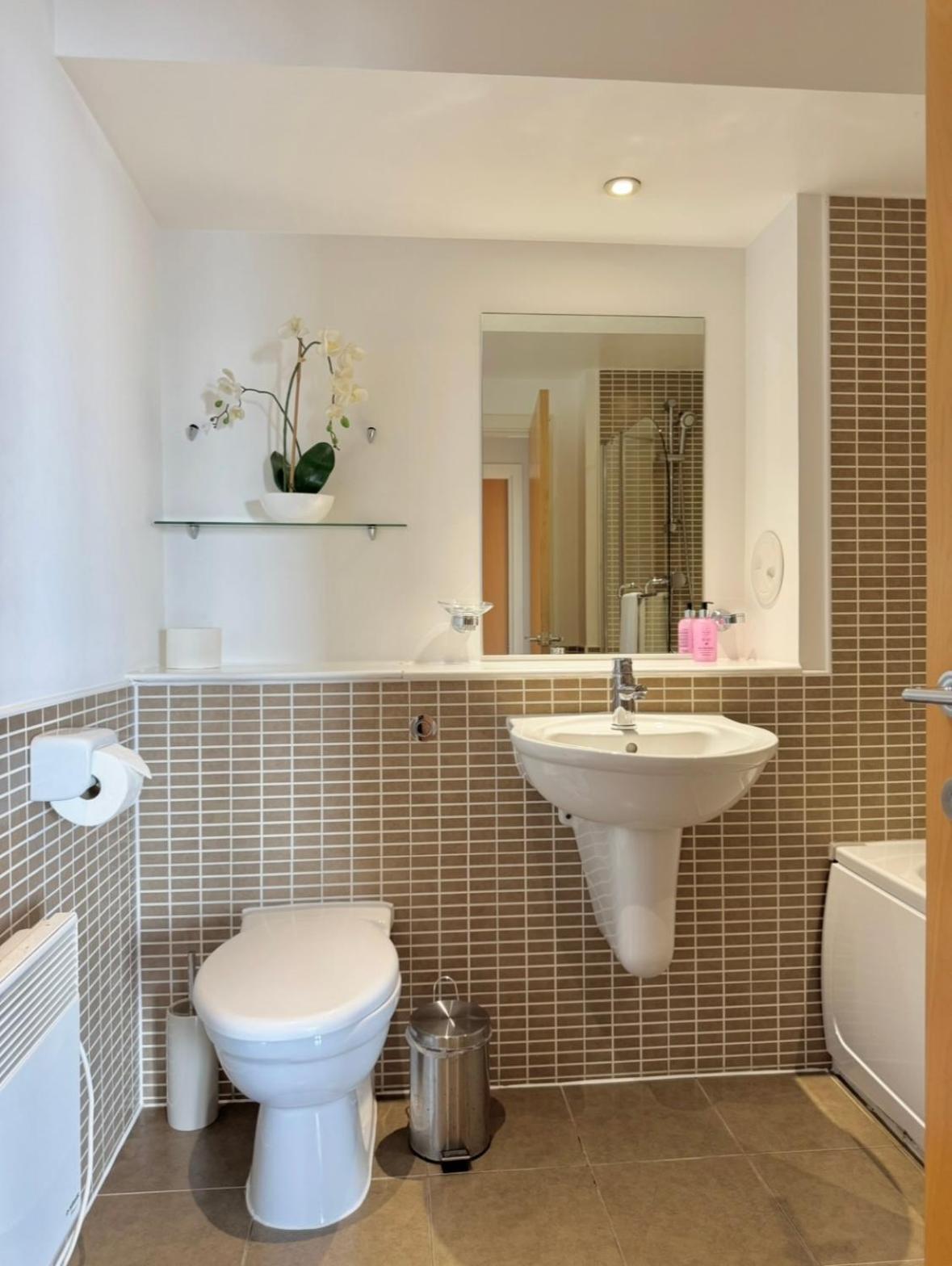 Modern Two Bedroom Apartments EDI Exterior foto