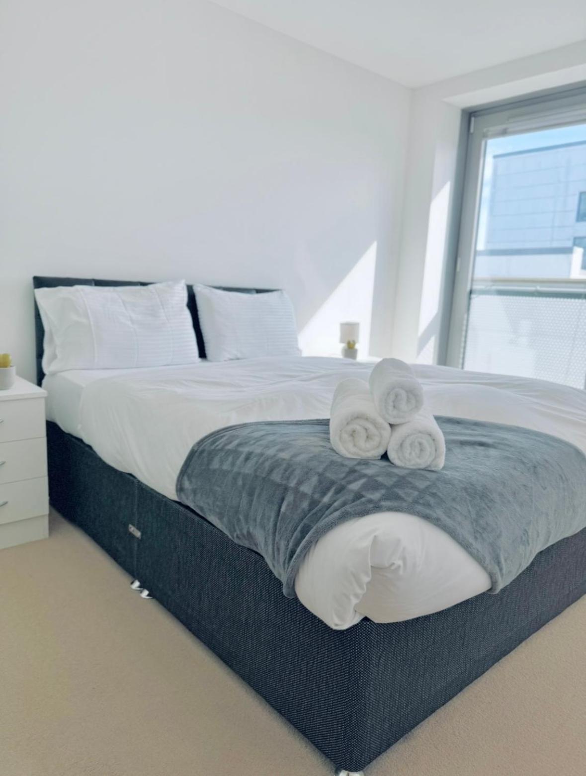 Modern Two Bedroom Apartments EDI Exterior foto